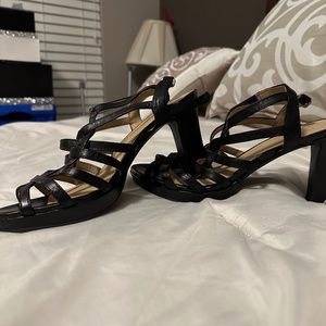 Naturalizer strap shoes